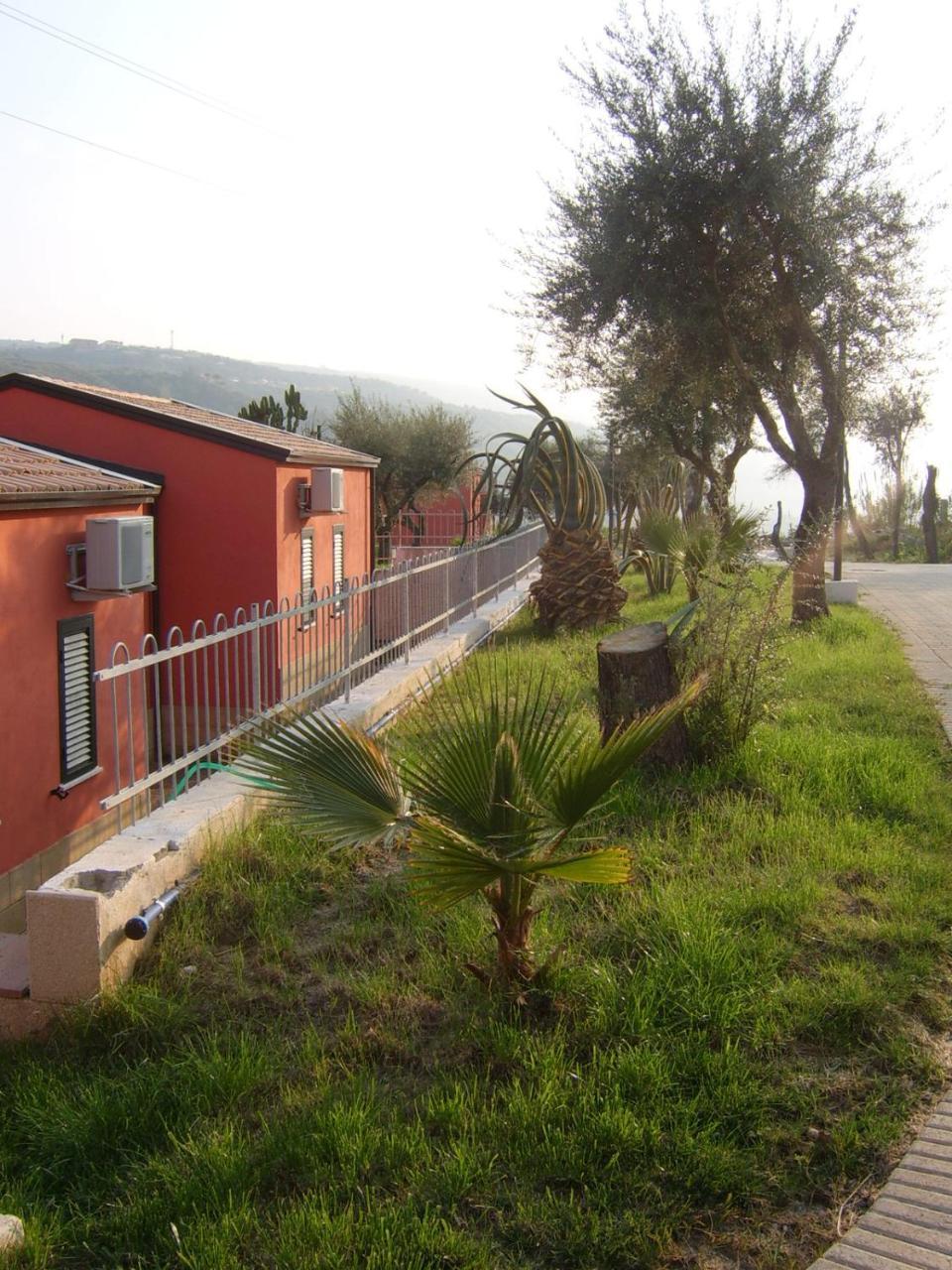 Residenza Mediterranea Цамброне Экстерьер фото